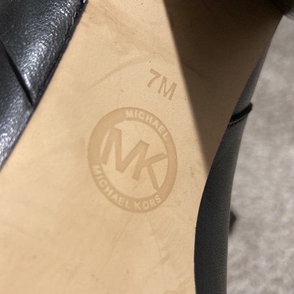 Used great condition Michael Kors shark booties 🥾 - Picture 10 of 11